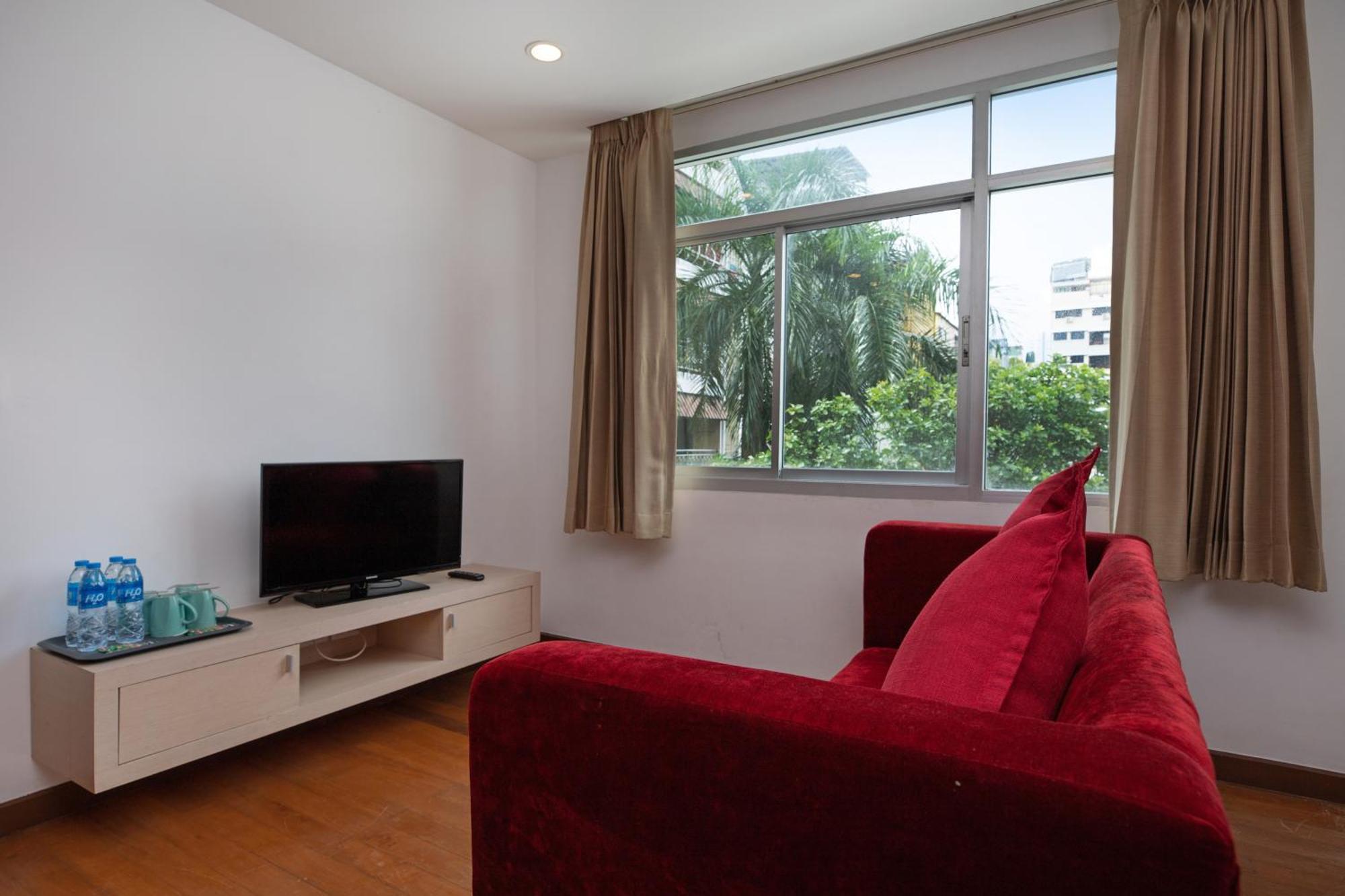 Icheck Inn Residences Patong Екстер'єр фото