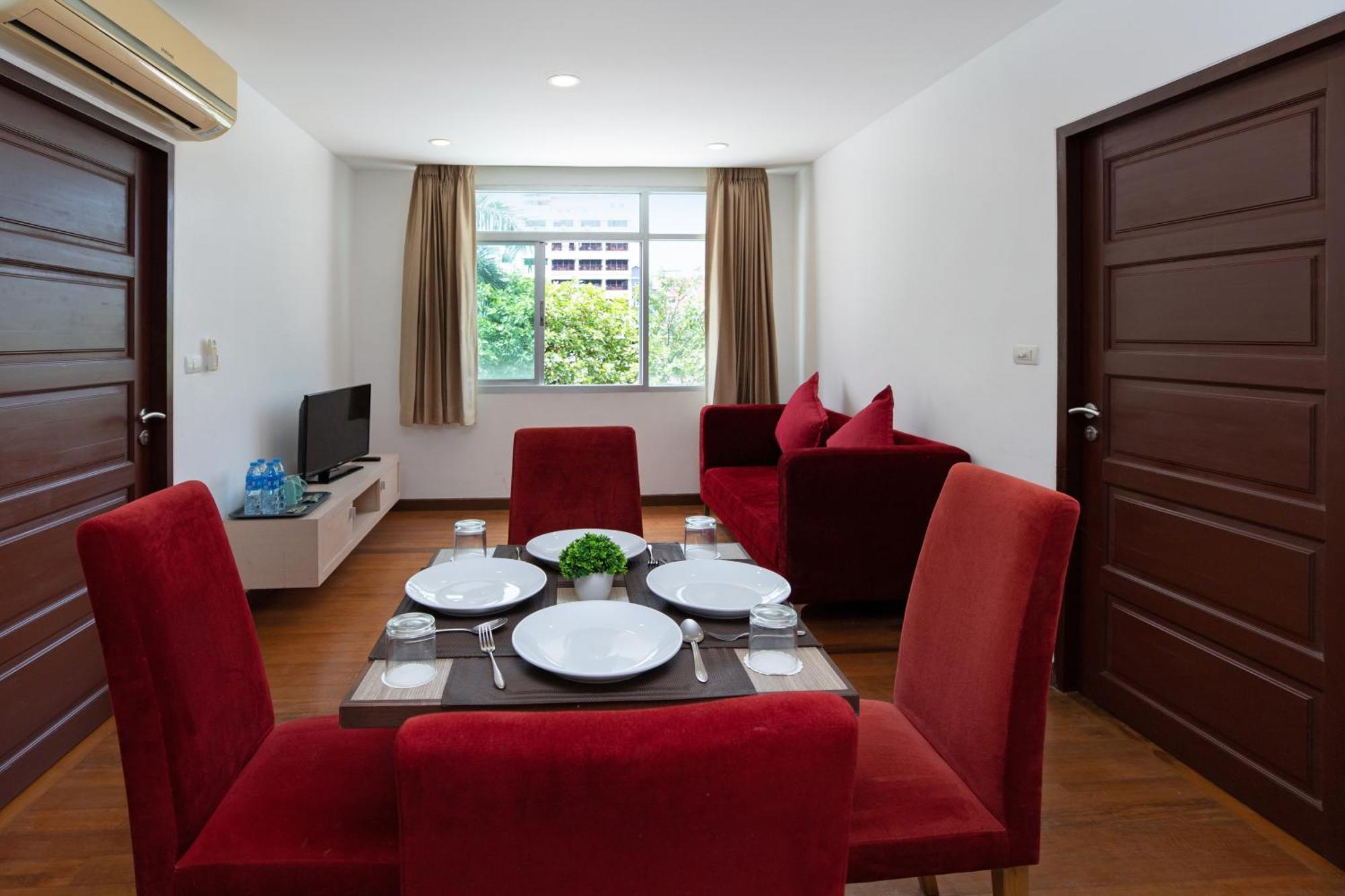 Icheck Inn Residences Patong Екстер'єр фото