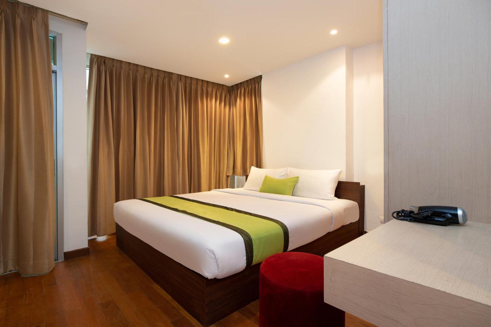Icheck Inn Residences Patong Екстер'єр фото