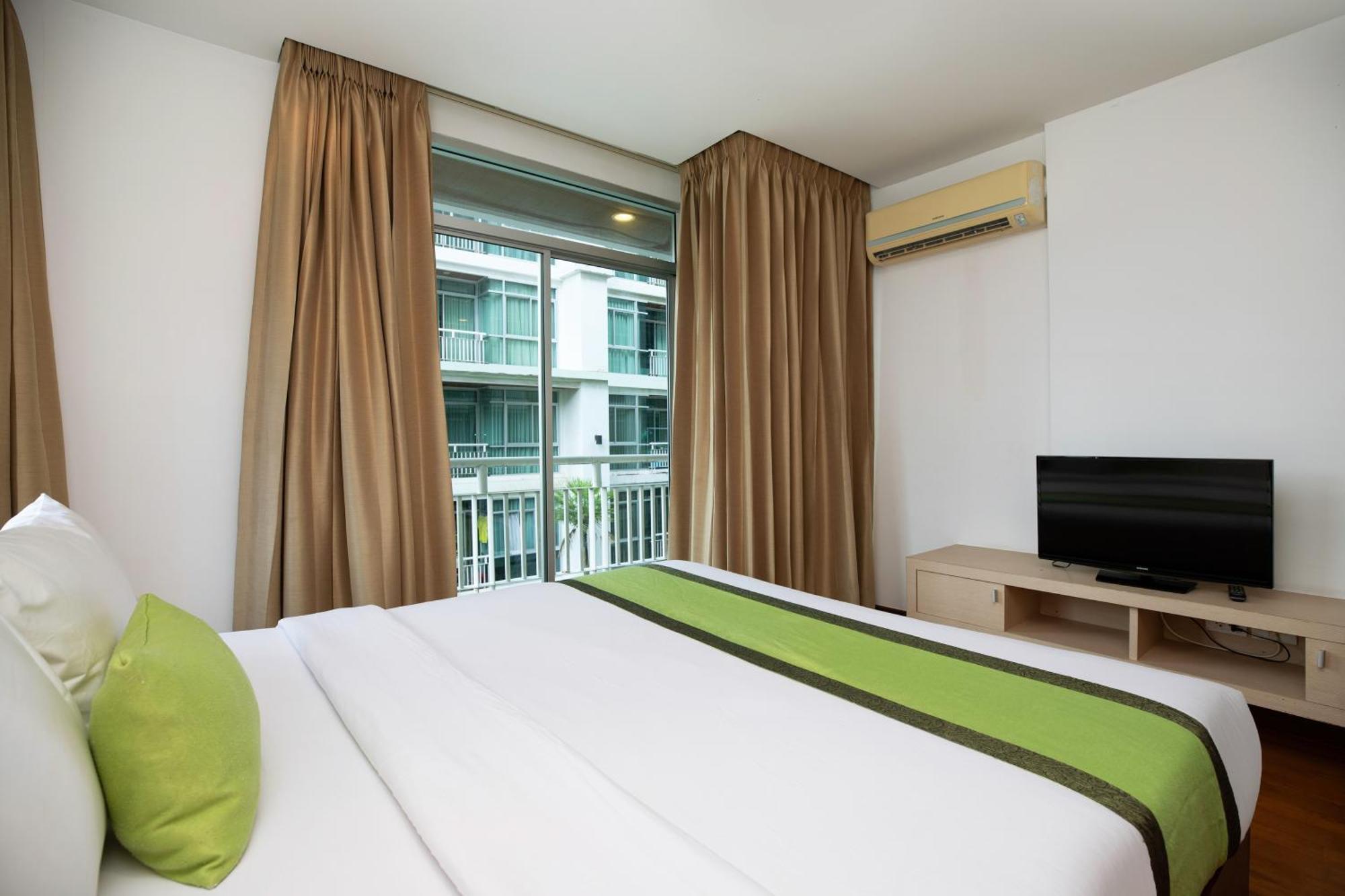 Icheck Inn Residences Patong Екстер'єр фото