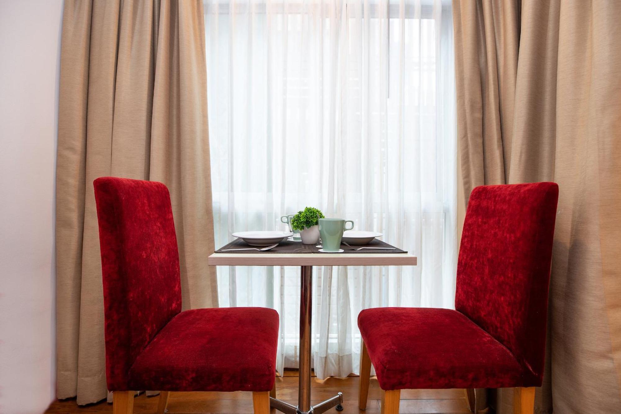 Icheck Inn Residences Patong Екстер'єр фото