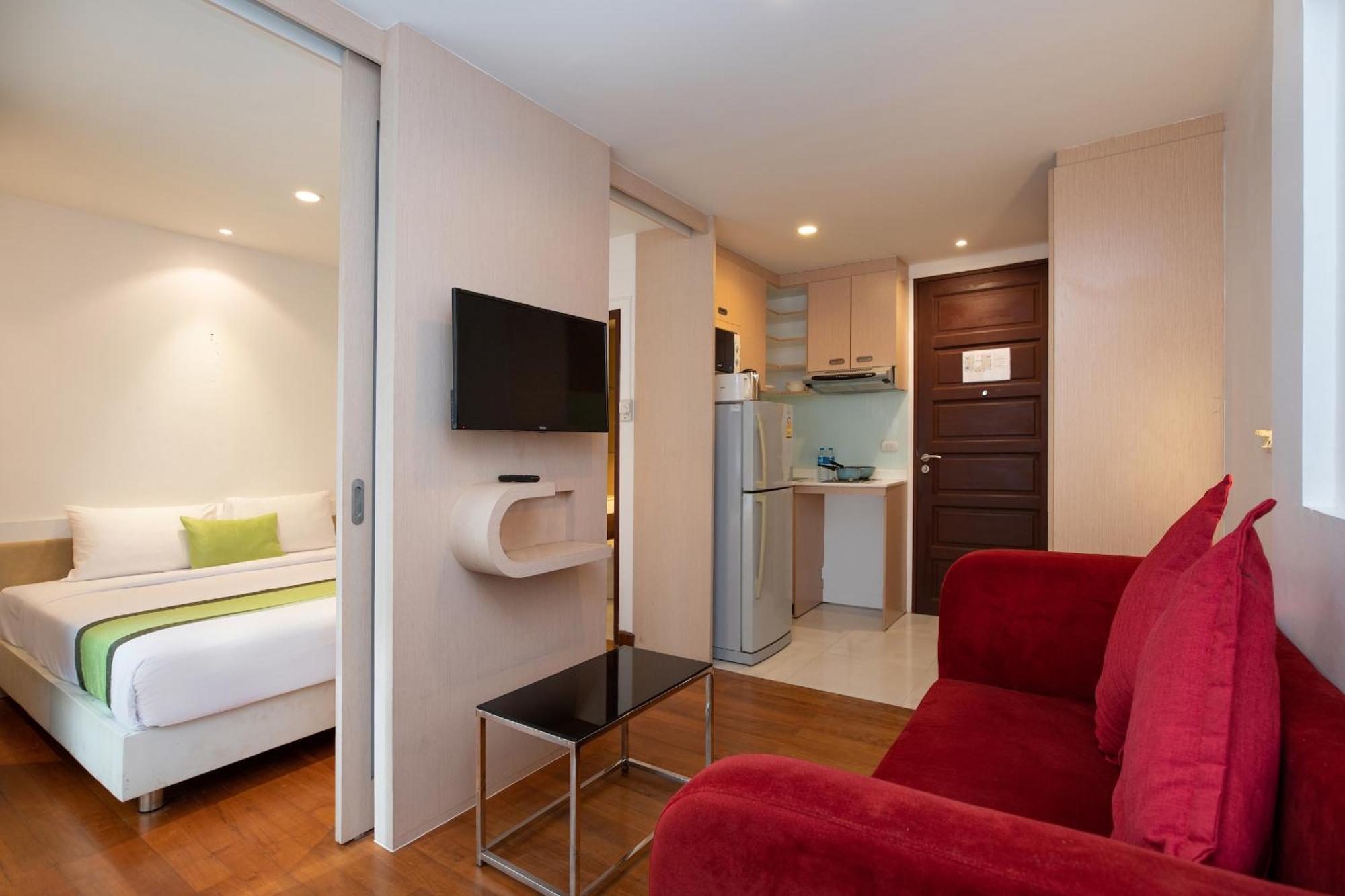 Icheck Inn Residences Patong Екстер'єр фото